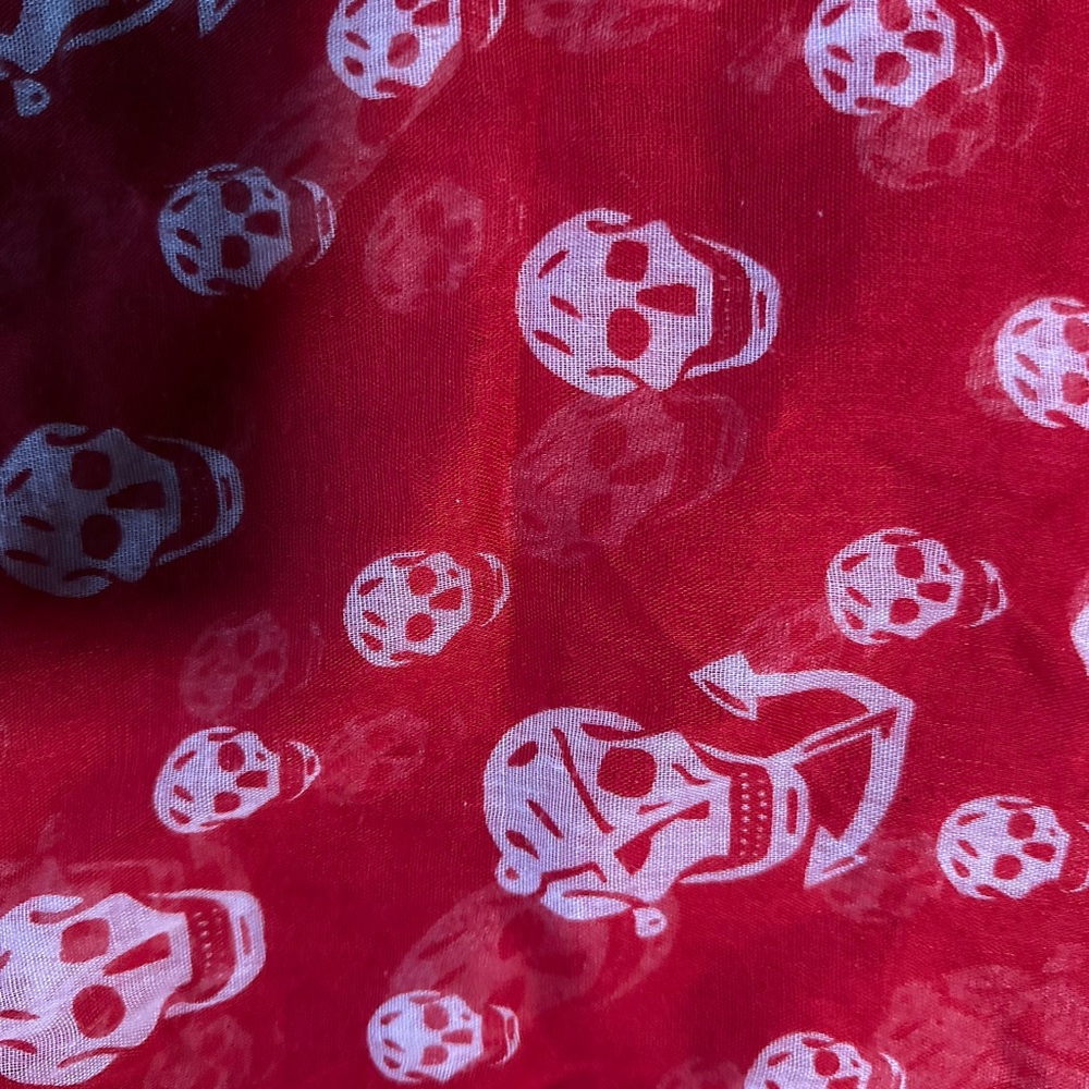 Red Skull Pattern Scarf